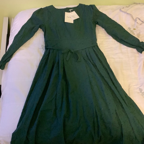 Simple Retro green Loraine dress, midi, long sleeve, eyelet, cottagecore, NWT - Picture 2 of 9